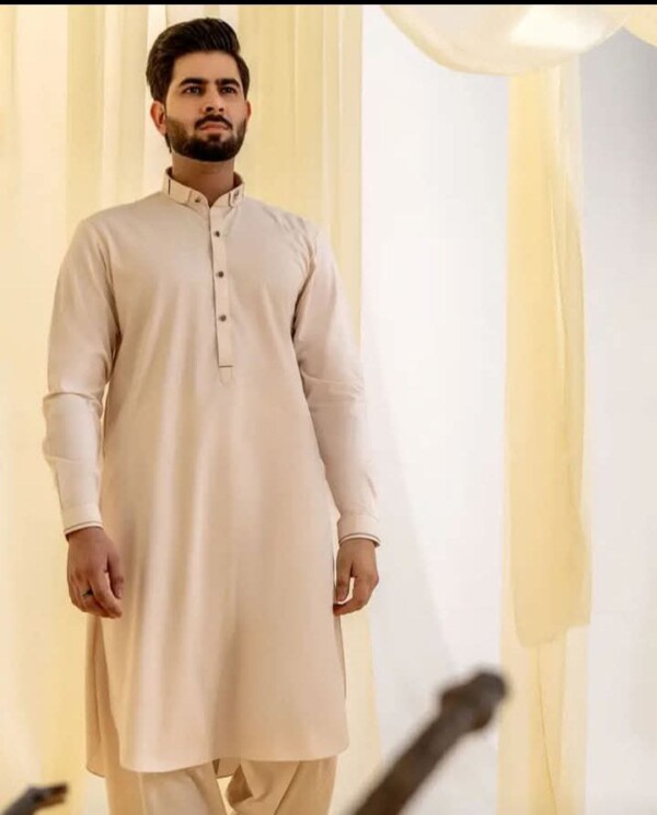 AWAMI SUIT