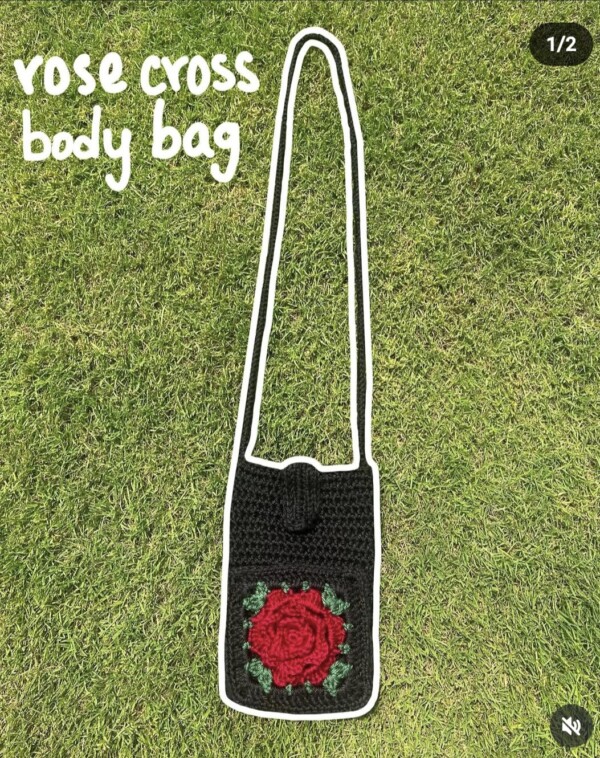 Crochet cross bag