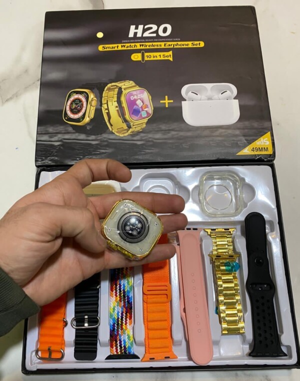 Smart Watch With Earbuds - Image 4