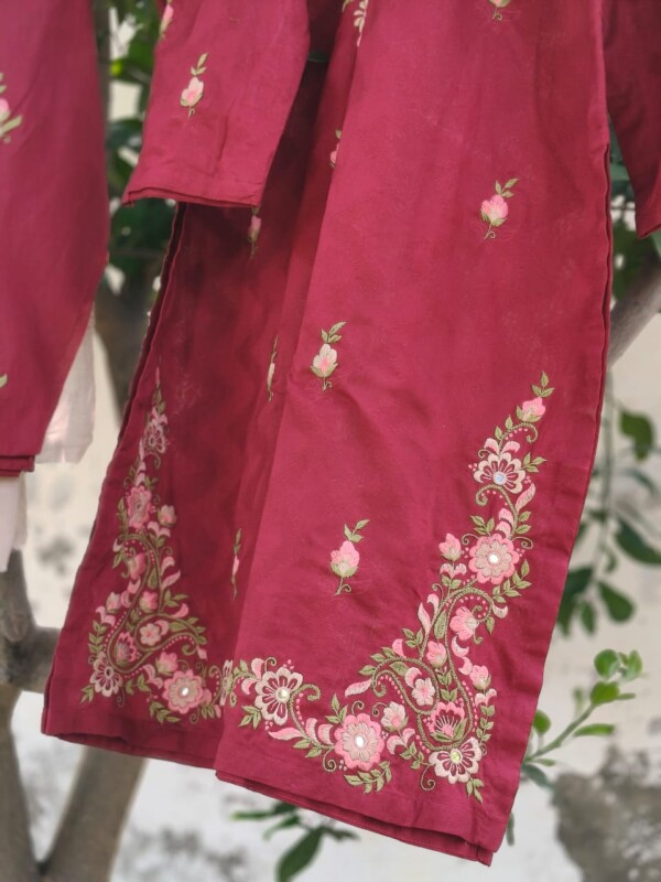 HandEmbroidery 2pc - Image 3