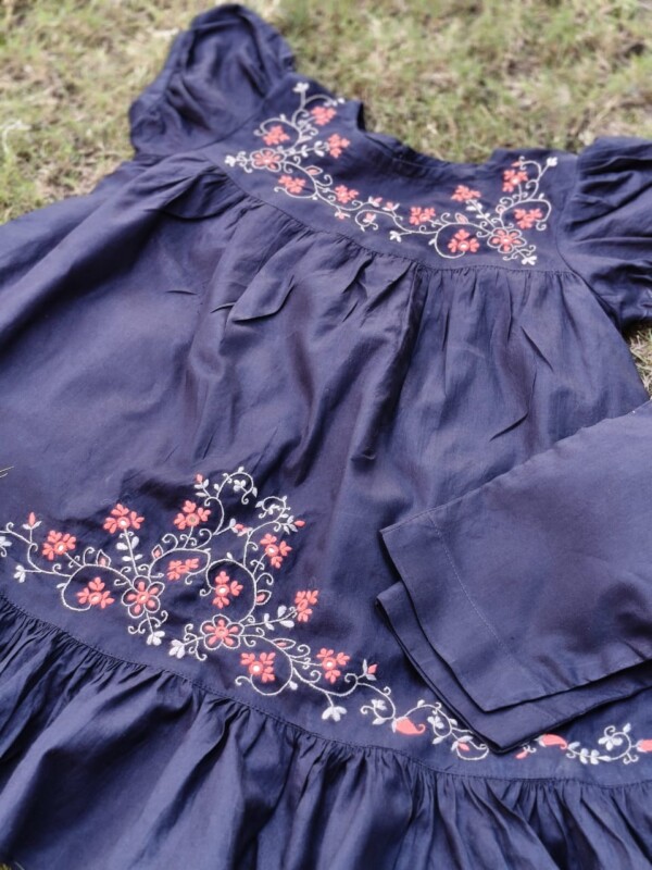 Kids handmade dress - Image 3
