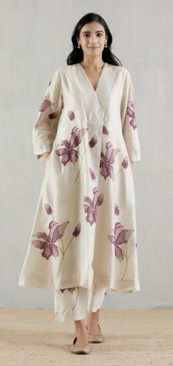 Mauve Floral V-Neck Midi Dress